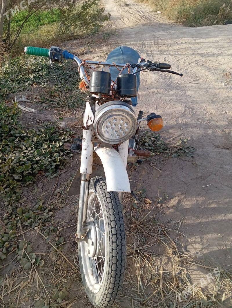 Iž Planeta 2012 - 5 000 TMT - Türkmengala - img 1