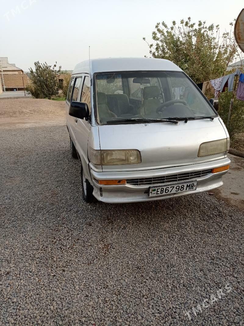 Toyota Town Ace 1990 - 10 000 TMT - Mary - img 1