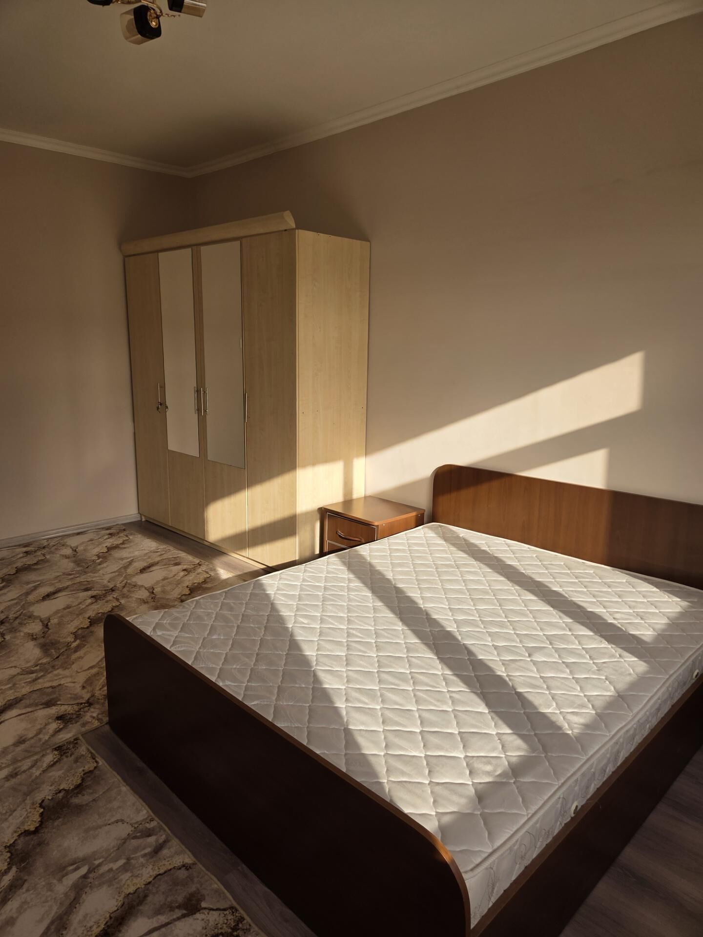 ARENDA JAY 8 MKR 3 KOM - 8 mkr - img 4