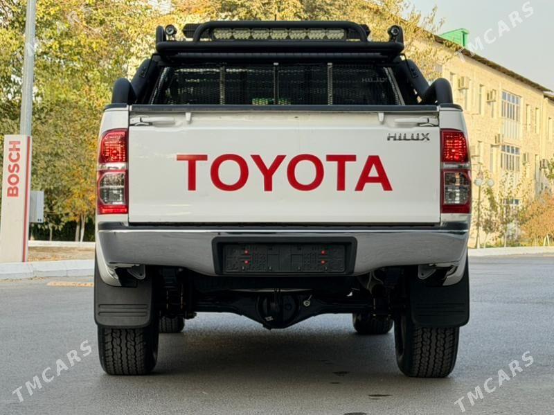 Toyota Hilux 2013 - 362 000 TMT - Ашхабад - img 6
