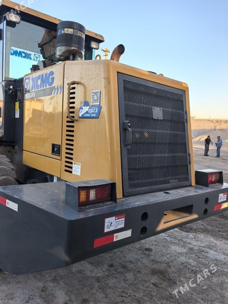 XCMG LW300F 2021 - 540 000 TMT - Ýolöten - img 3