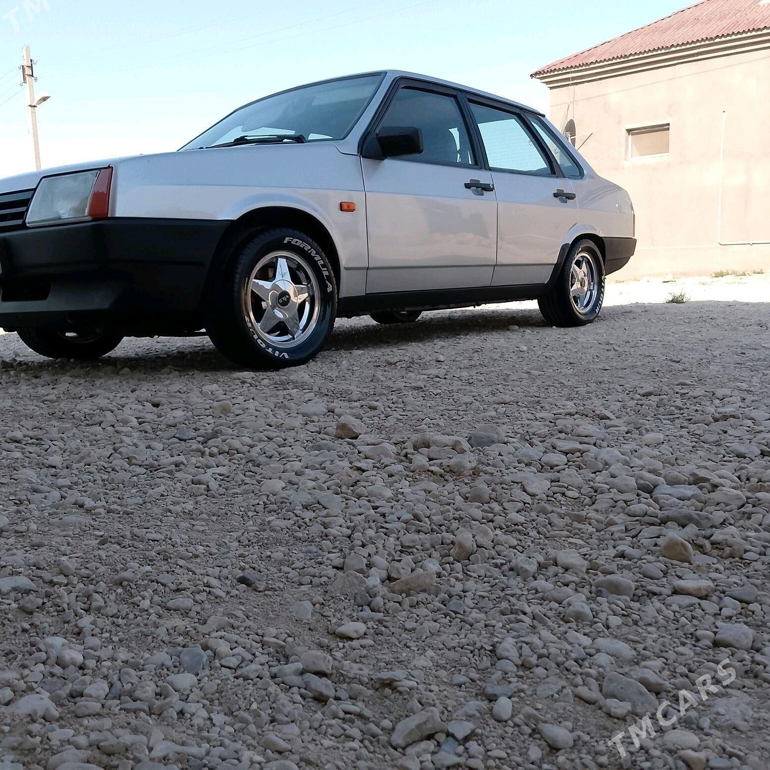 Lada 21099 2004 - 55 000 TMT - Балканабат - img 1