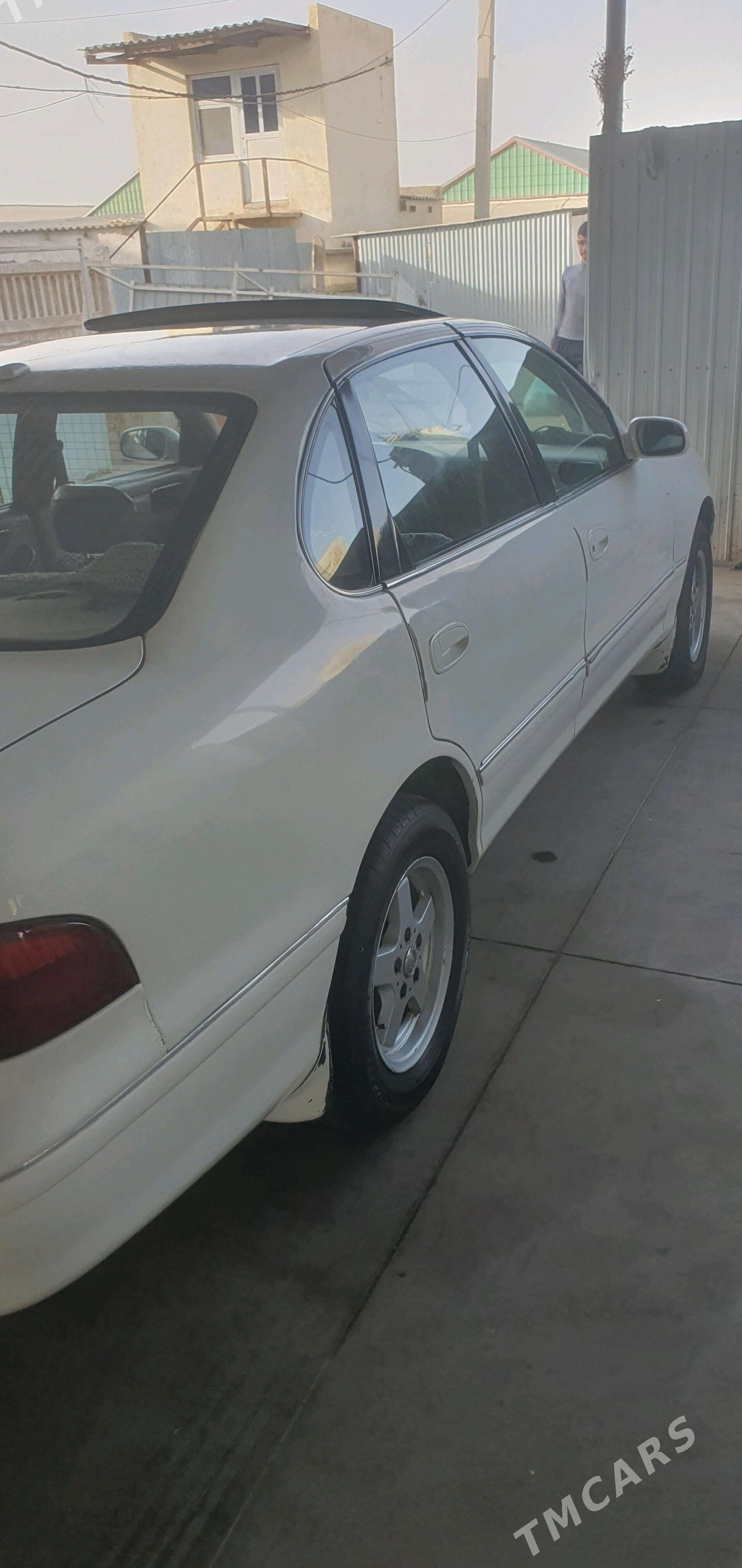 Toyota Avalon 1999 - 100 000 TMT - Ýolöten - img 2