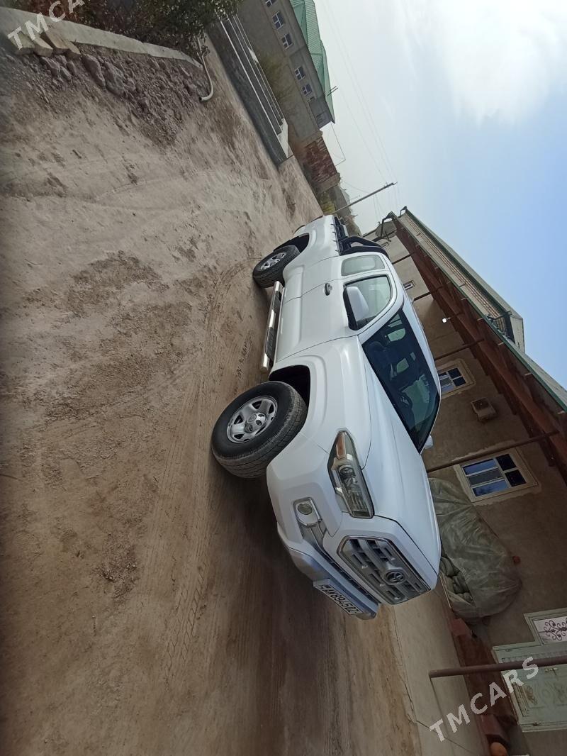 Toyota Tacoma 2018 - 300 000 TMT - Гороглы (Тагта) - img 7