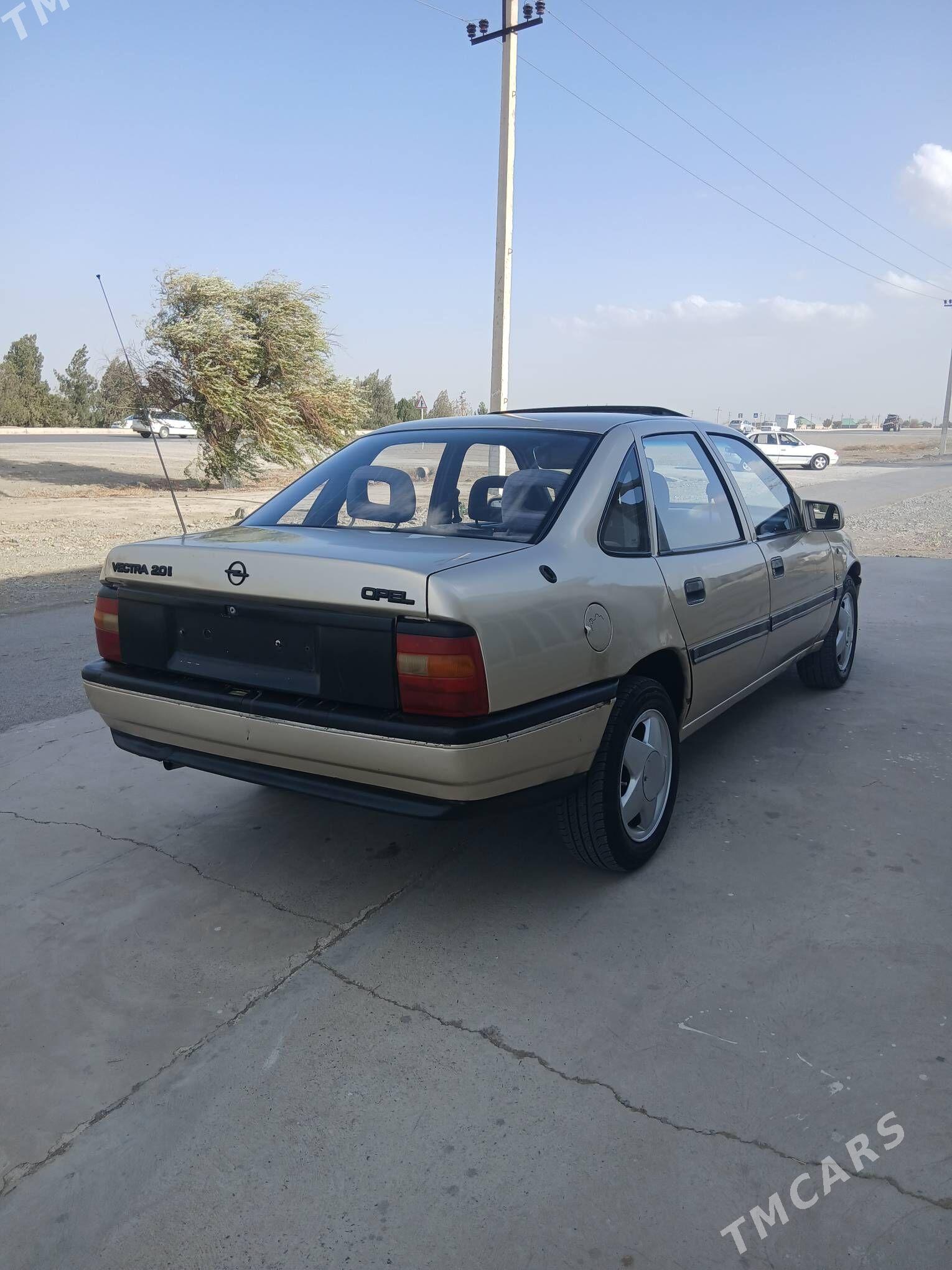 Opel Vectra 1991 - 32 000 TMT - Бахарден - img 4