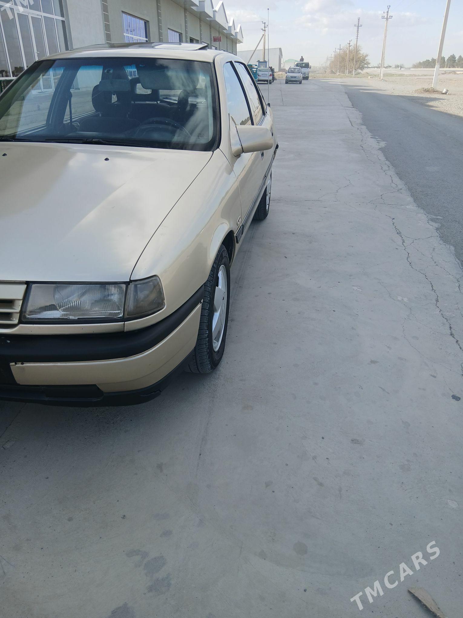 Opel Vectra 1991 - 32 000 TMT - Бахарден - img 6