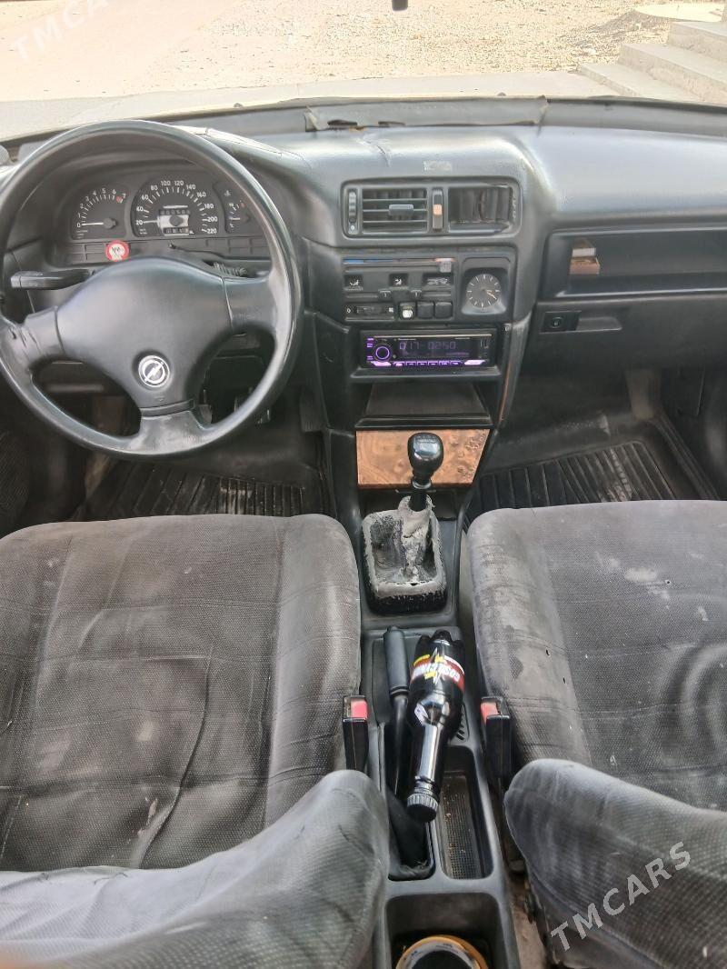 Opel Vectra 1991 - 32 000 TMT - Бахарден - img 5