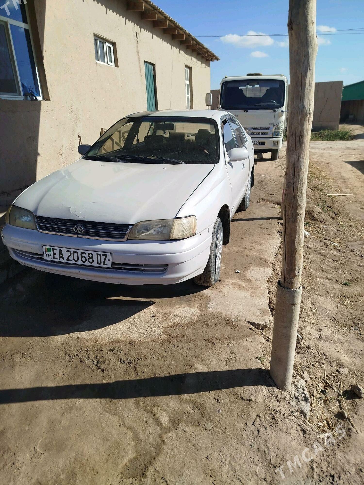 Toyota Corona 1997 - 40 000 TMT - Кёнеургенч - img 4