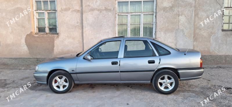 Opel Vectra 1994 - 50 000 TMT - Губадаг - img 4