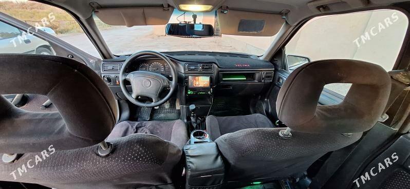 Opel Vectra 1994 - 50 000 TMT - Губадаг - img 8