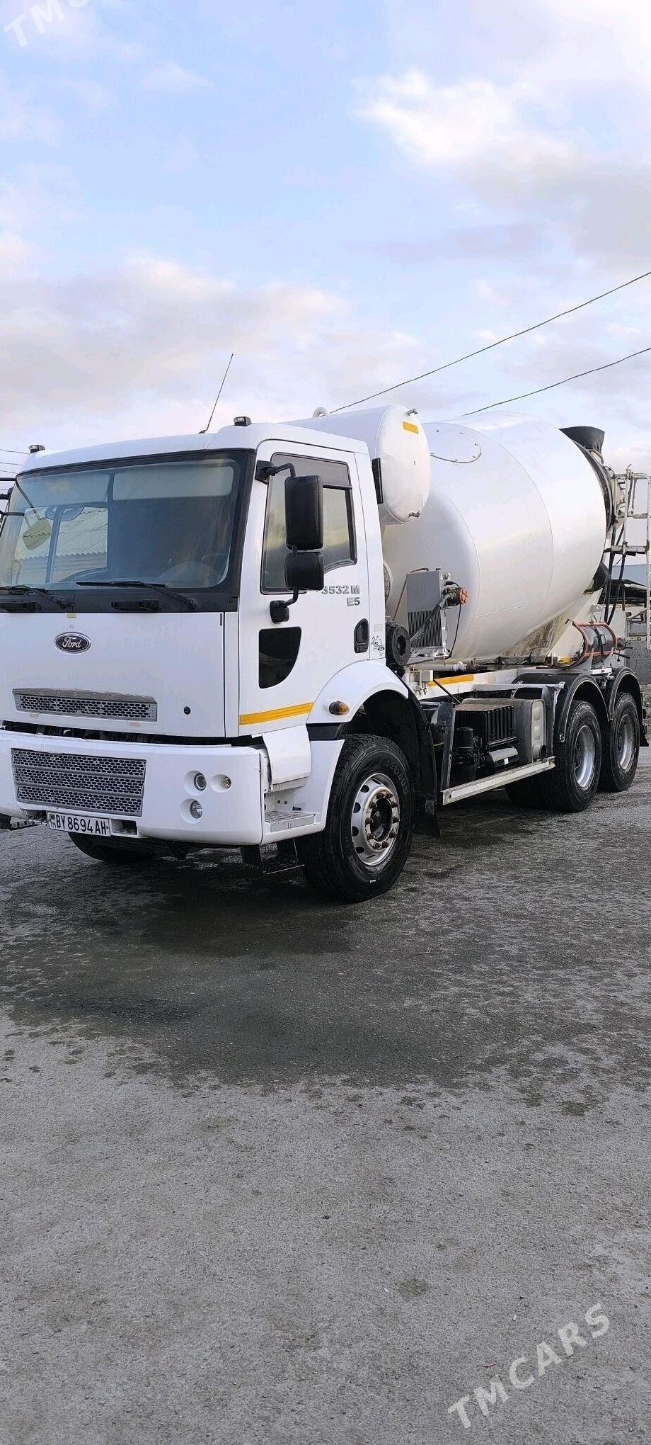 Ford Cargo 3535D 2014 - 740 000 TMT - Gökdepe - img 4