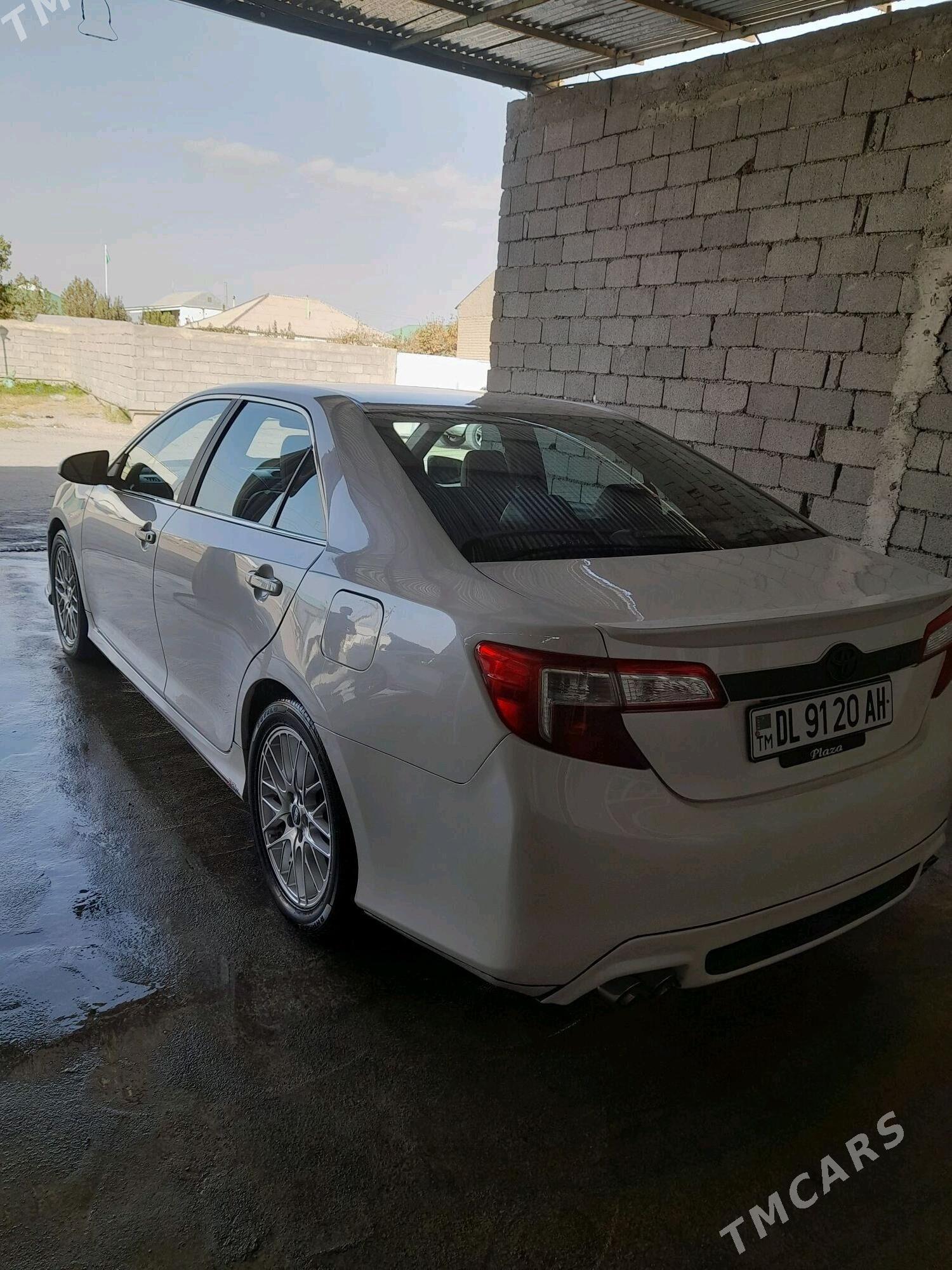 Toyota Camry 2014 - 230 000 TMT - Gökdepe - img 2