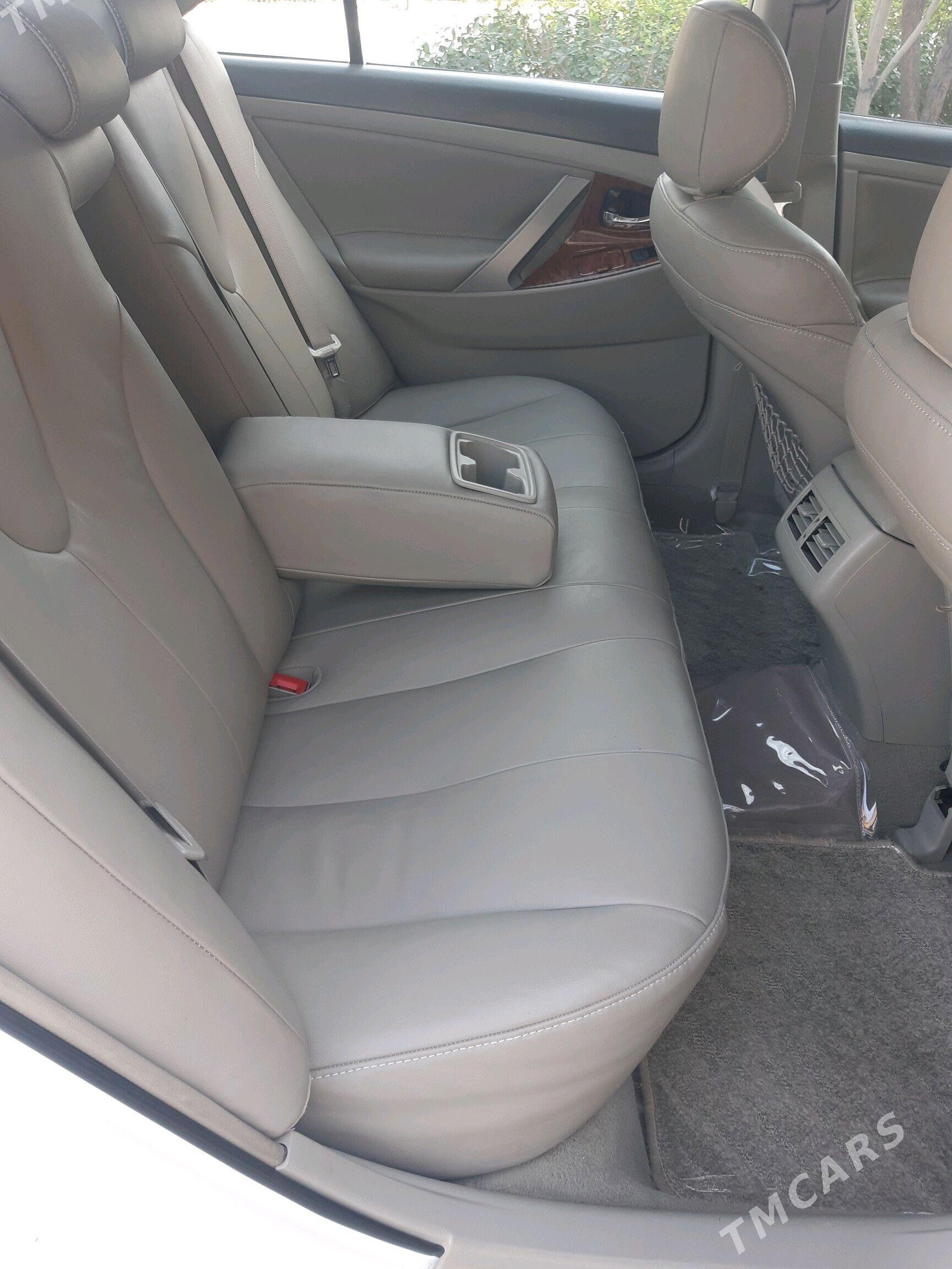 Toyota Aurion 2008 - 240 000 TMT - Bedew - img 1