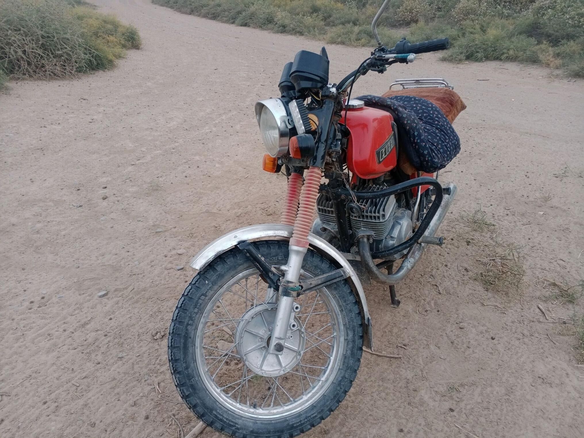 Iž Ýupiter 2010 - 13 000 TMT - Babadaýhan - img 2