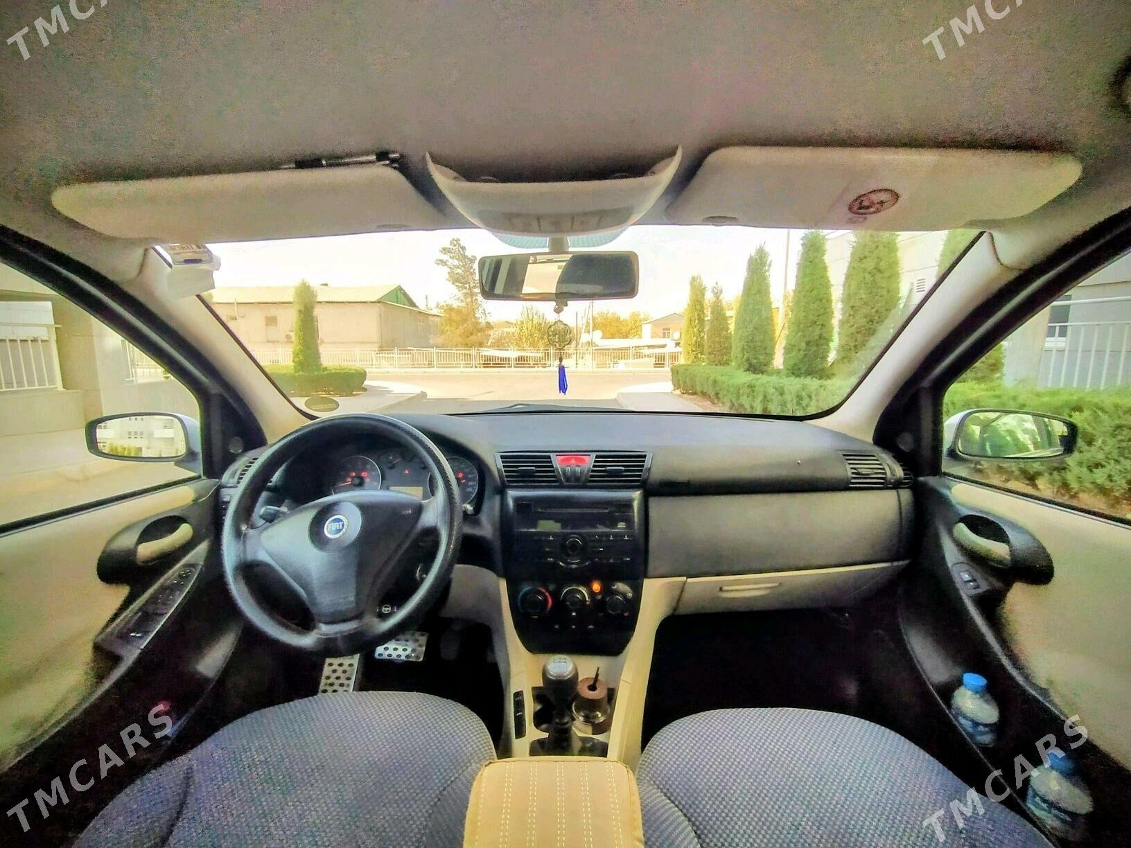 Fiat Albea 2004 - 56 000 TMT - Сакарчага - img 6