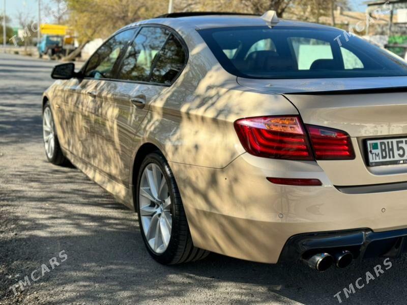 BMW F10 2011 - 330 000 TMT - Балканабат - img 1