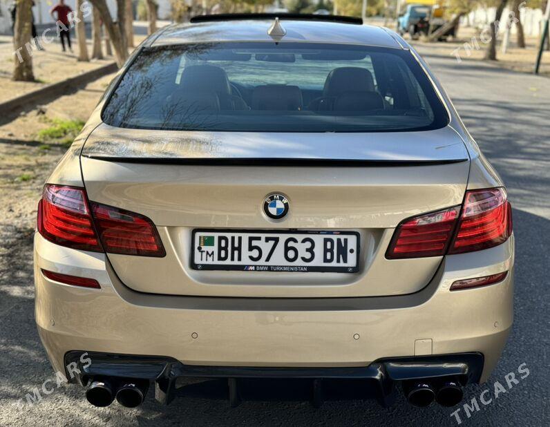 BMW F10 2011 - 330 000 TMT - Балканабат - img 4