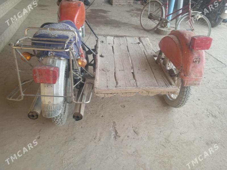 Iž Planeta 5 1990 - 8 000 TMT - Halaç - img 2