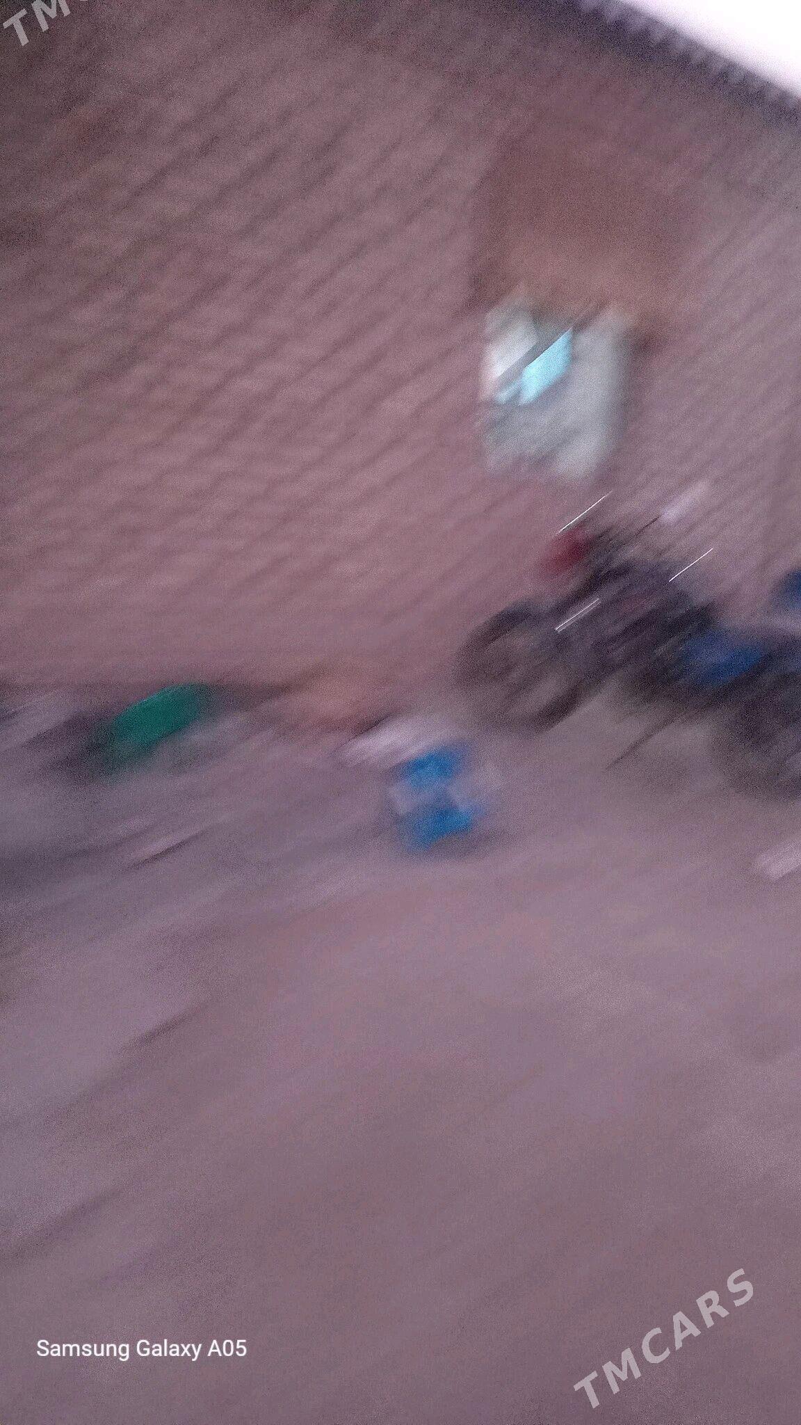 Ural 5557 2014 - 8 000 TMT - Сакарчага - img 1