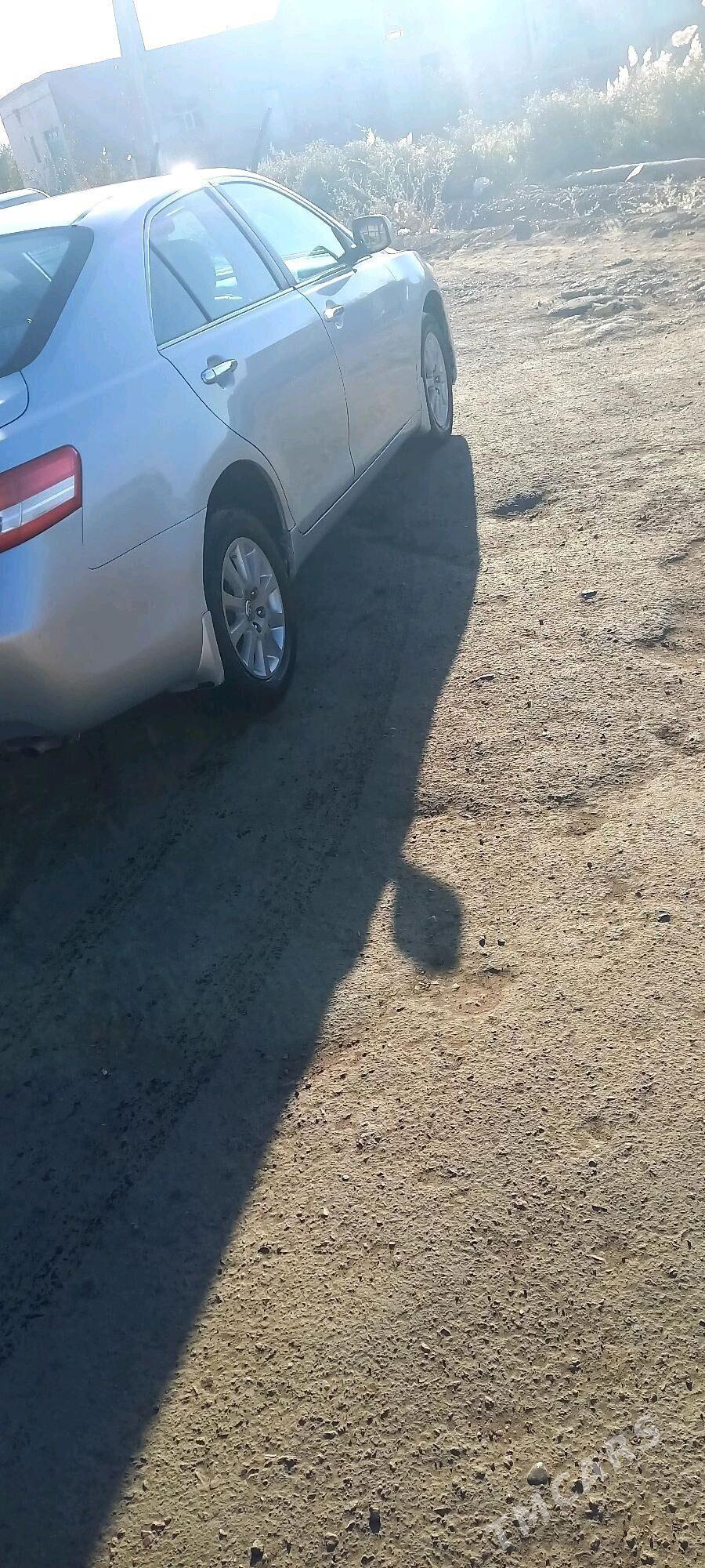 Toyota Camry 2010 - 155 000 TMT - Кёнеургенч - img 7