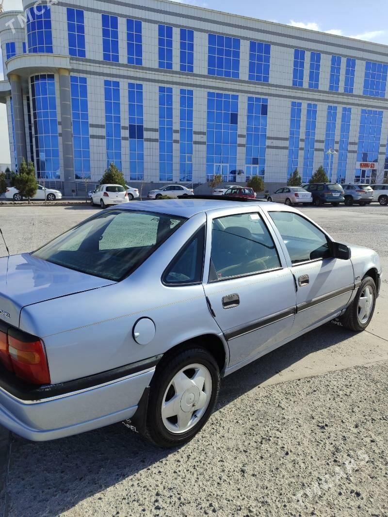 Opel Vectra 1992 - 40 000 TMT - Дашогуз - img 3
