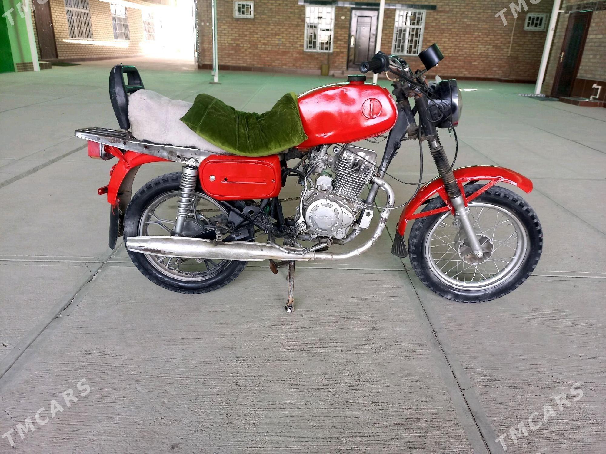 Iž Planeta 1997 - 5 000 TMT - Bäherden - img 2