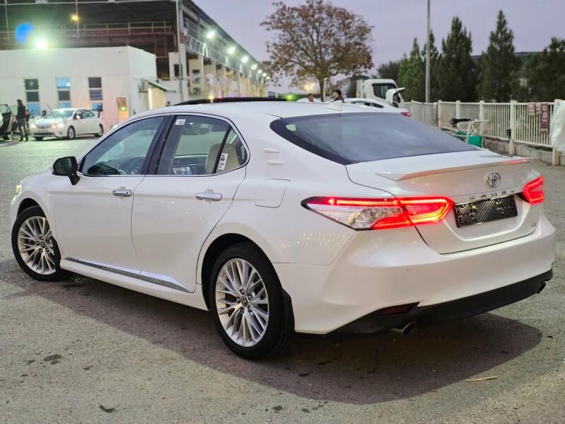 Toyota Camry 2020 - 480 000 TMT - Aşgabat - img 4