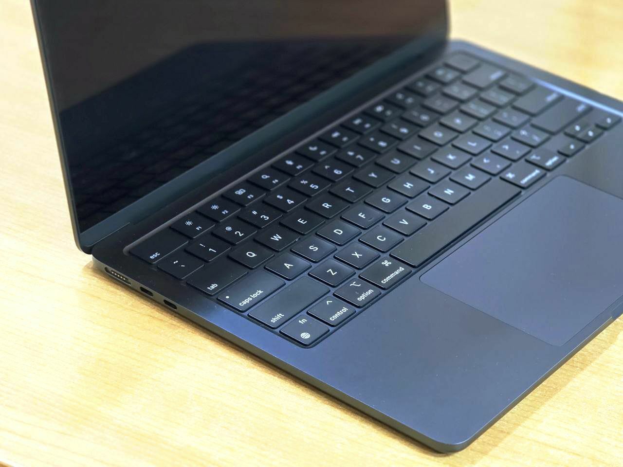 MacBook Air / M3 / RAM 16GB - Aşgabat - img 4