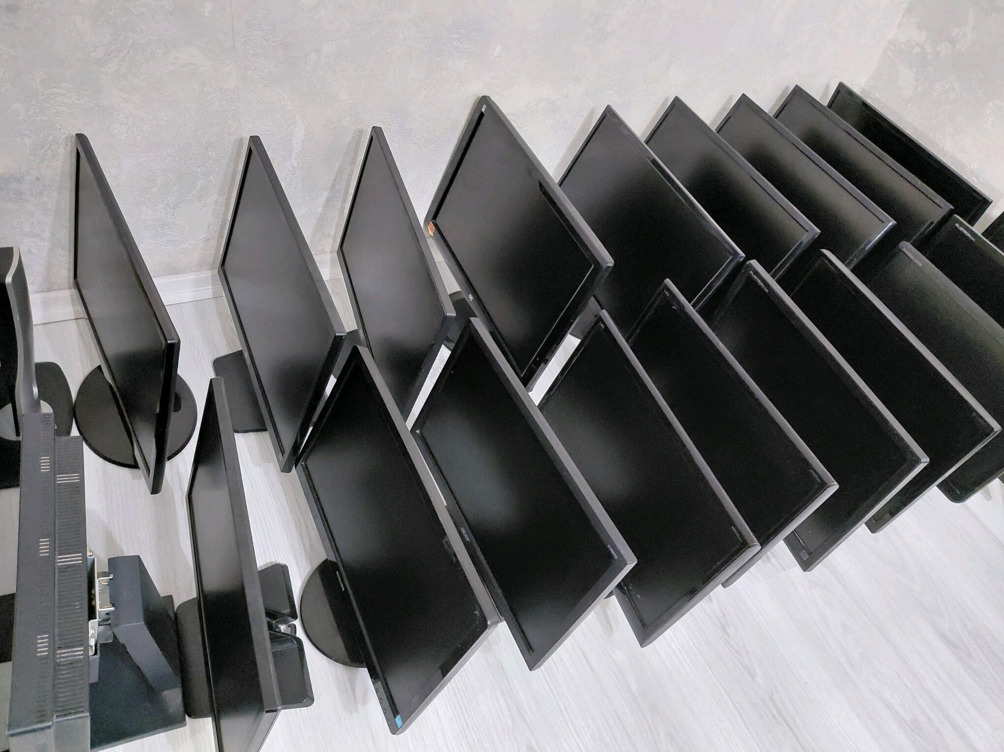 Manitor 19lyk 10 stuk - Büzmeýin - img 1