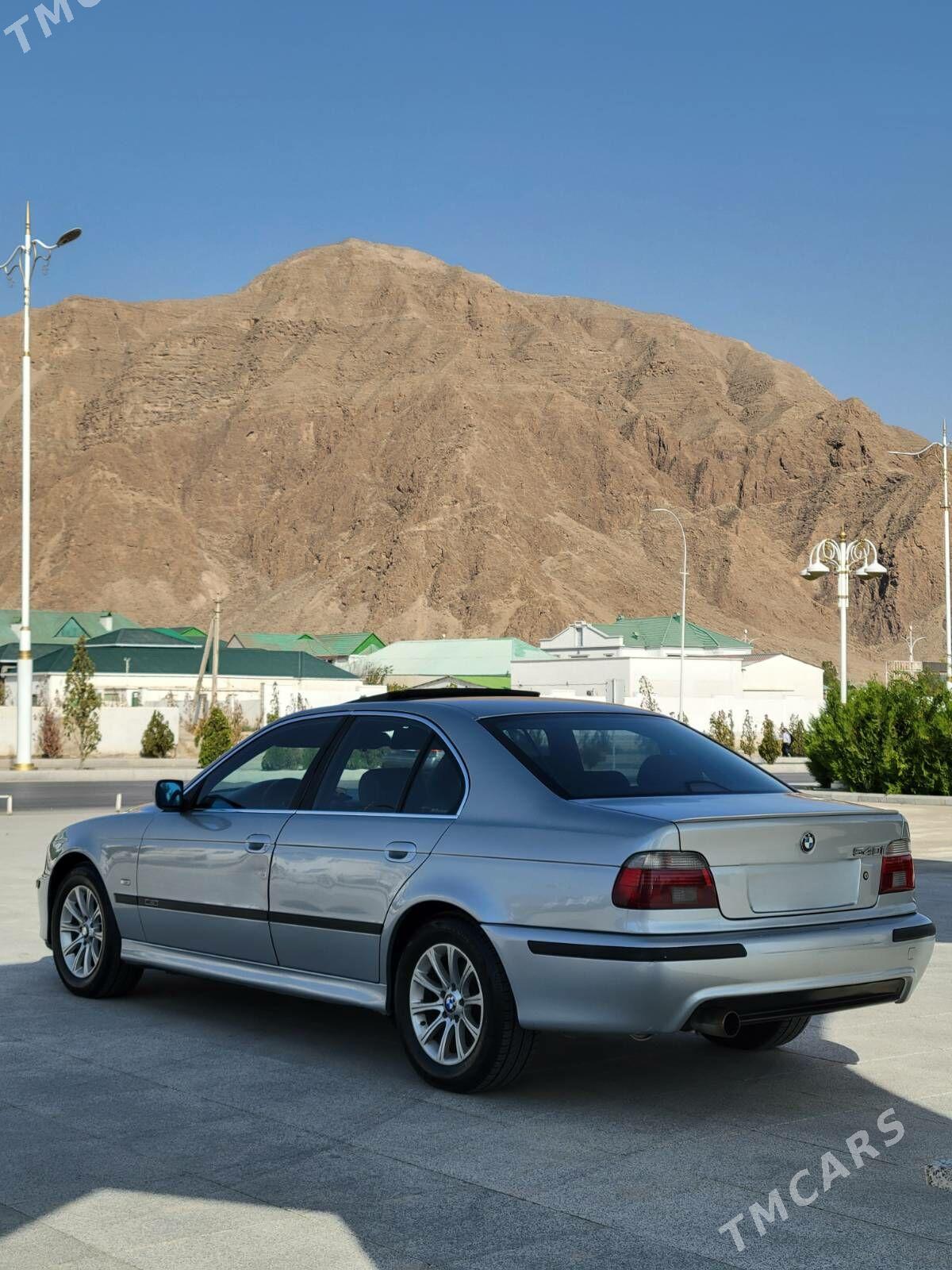 BMW E39 1998 - 99 000 TMT - Балканабат - img 1