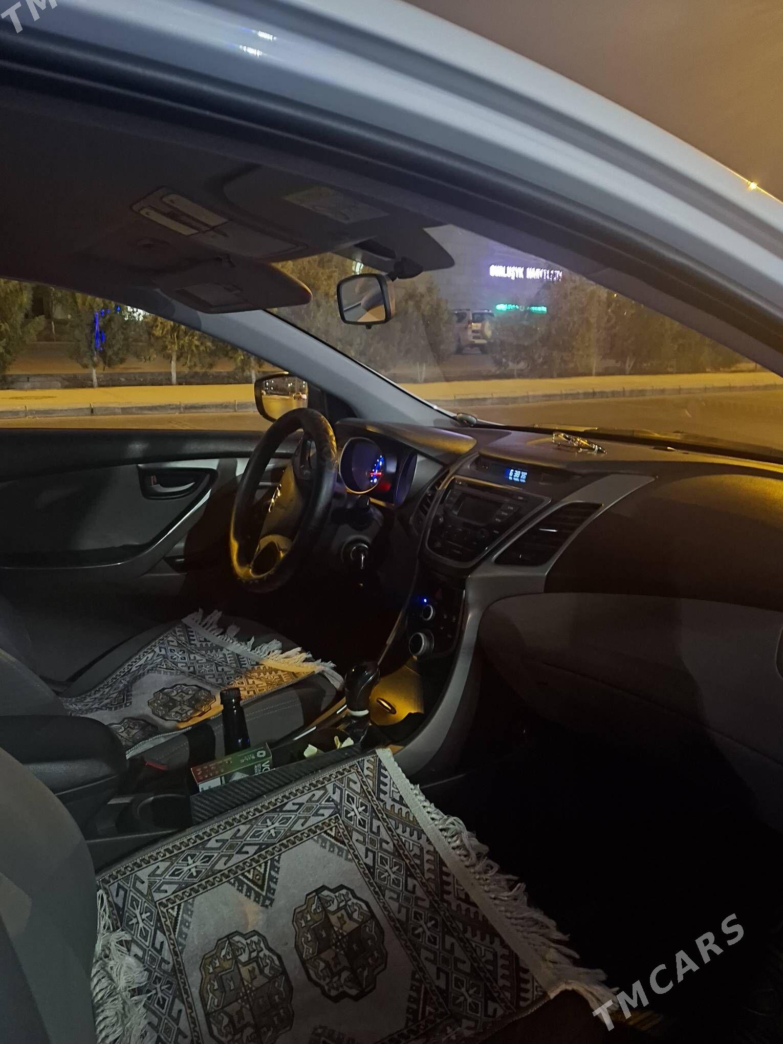 Hyundai Elantra 2014 - 158 000 TMT - Ашхабад - img 3