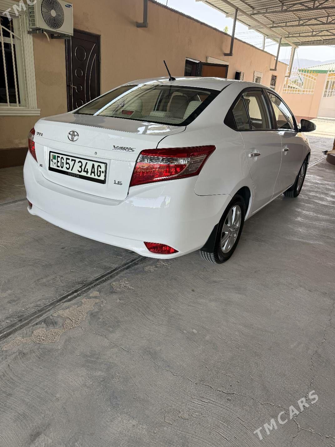 Toyota Yaris 2017 - 195 000 TMT - Ашхабад - img 2