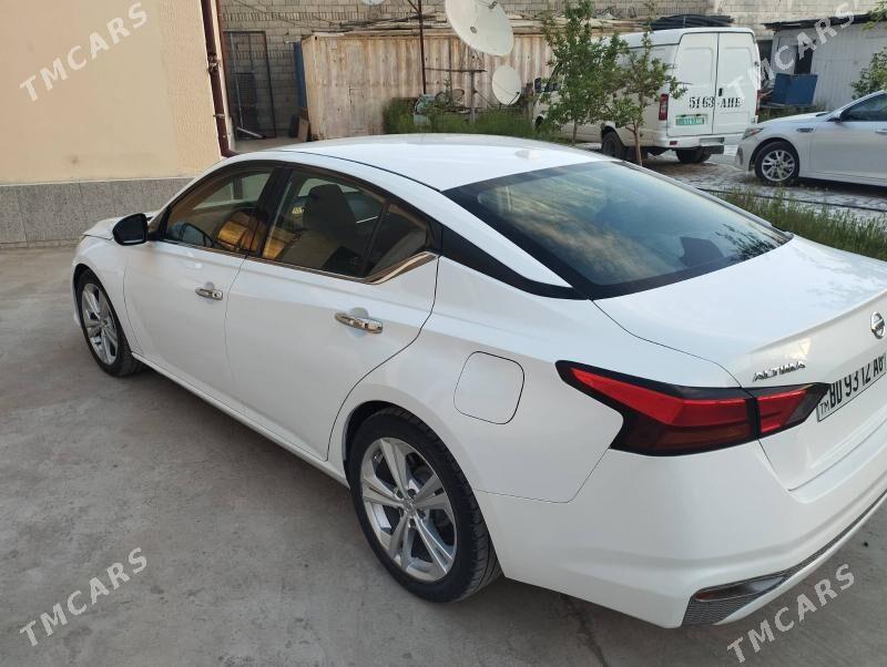 Nissan Altima 2019 - 175 000 TMT - Чоганлы - img 3