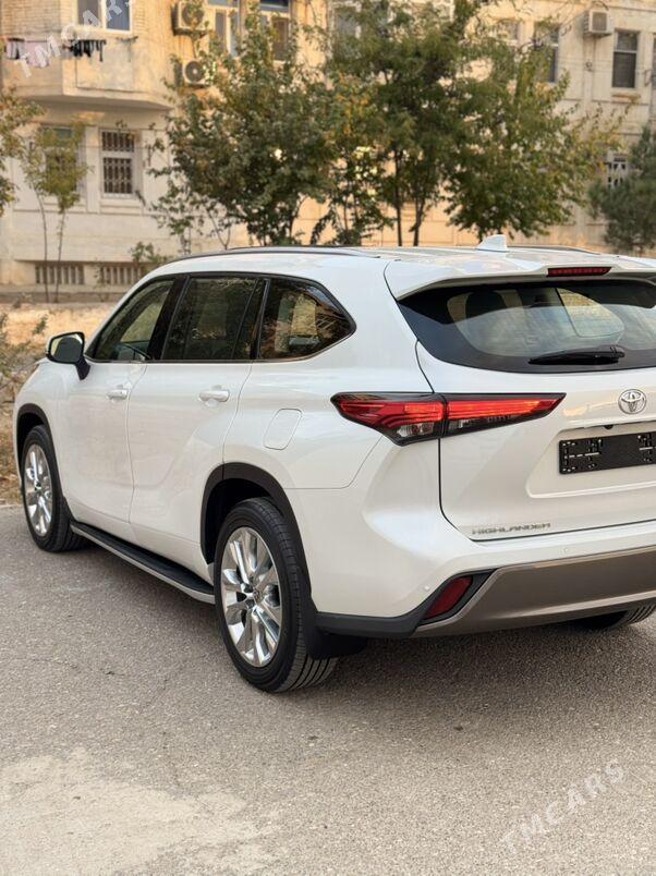Toyota Highlander 2023 - 720 000 TMT - Ашхабад - img 9