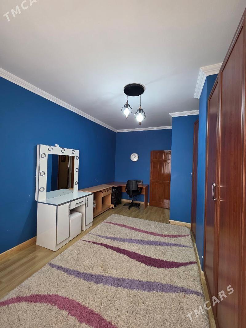 MIR-4. 3-KOMNAT. KWARTIRA - Parahat 4 - img 6