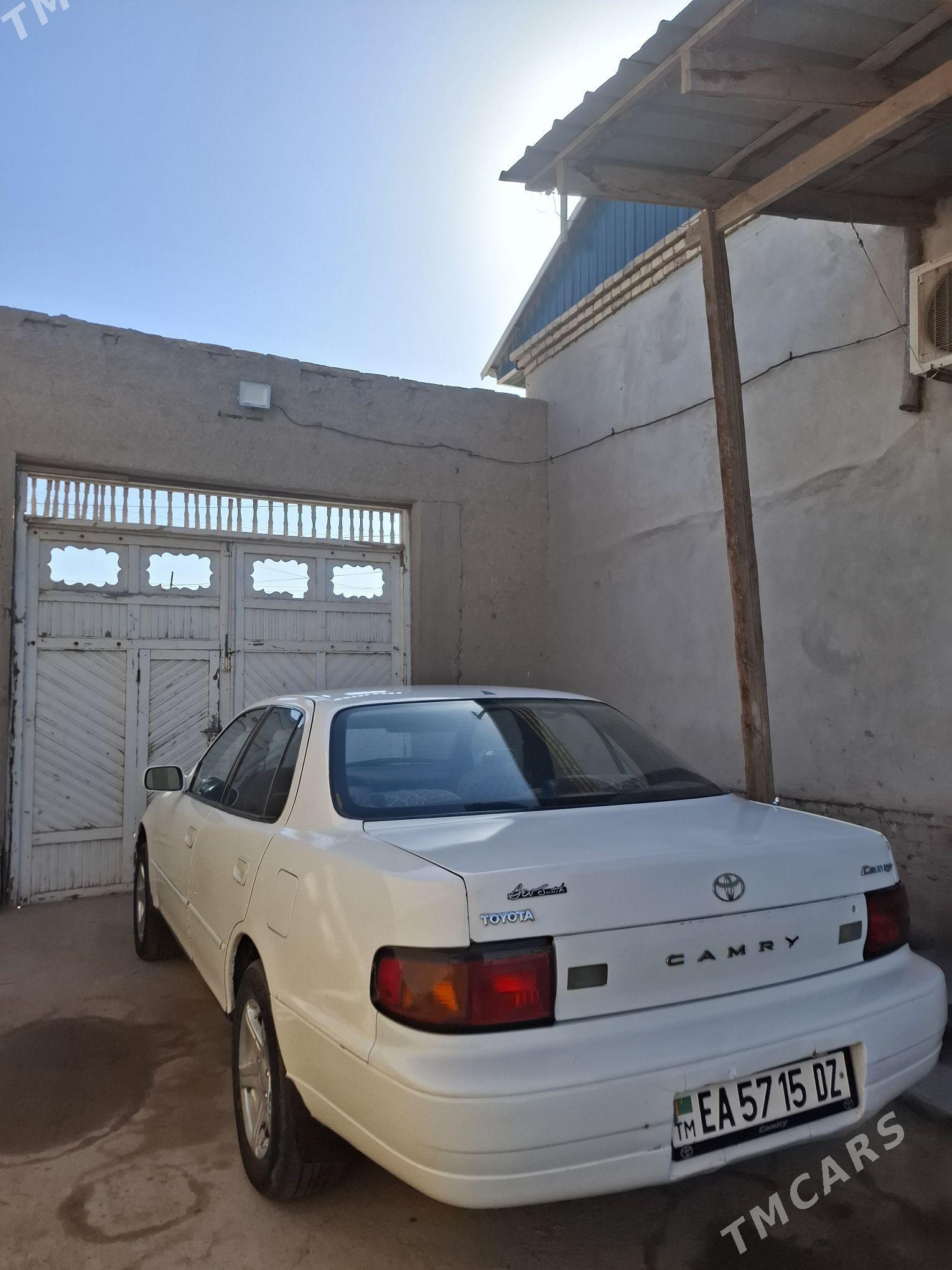 Toyota Camry 1992 - 88 000 TMT - Köneürgenç - img 4