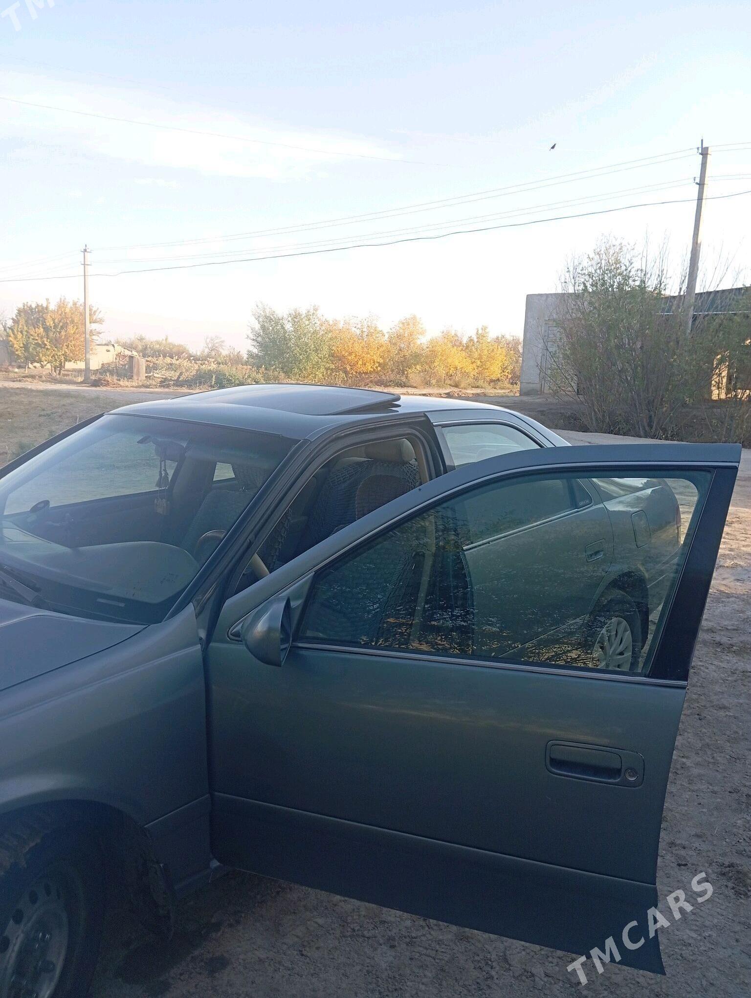 Toyota Camry 2000 - 140 000 TMT - Кёнеургенч - img 2