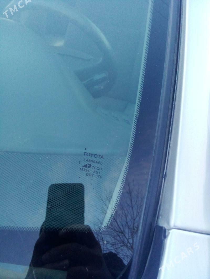 Toyota Camry 2005 - 180 000 TMT - Дашогуз - img 10