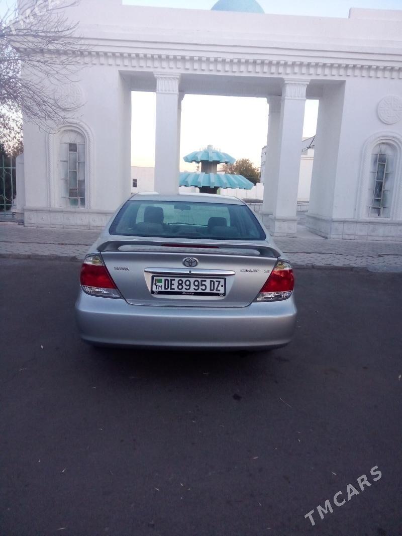 Toyota Camry 2005 - 180 000 TMT - Дашогуз - img 4