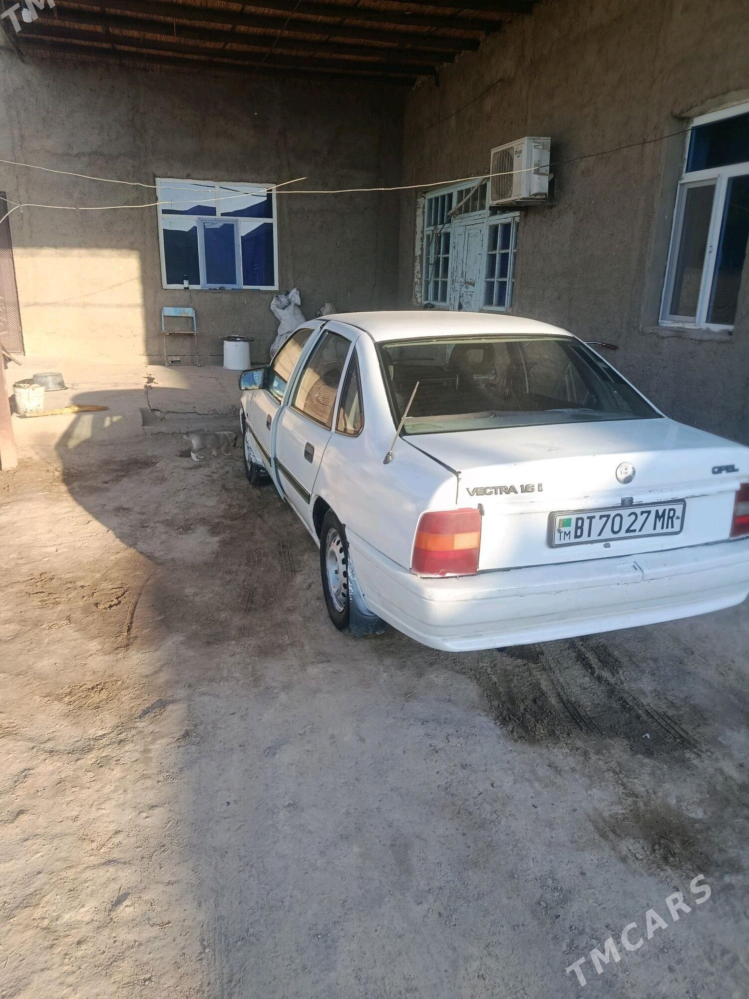 Opel Vectra 1992 - 24 000 TMT - Мургап - img 5