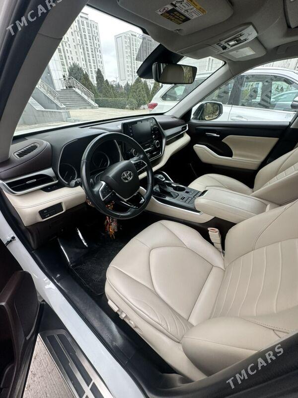 Toyota Highlander 2021 - 670 000 TMT - Ашхабад - img 4