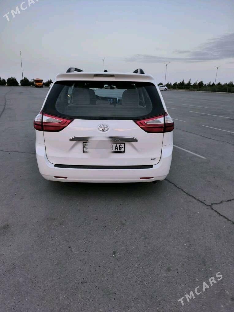 Toyota Sienna 2016 - 355 000 TMT - Aşgabat - img 3