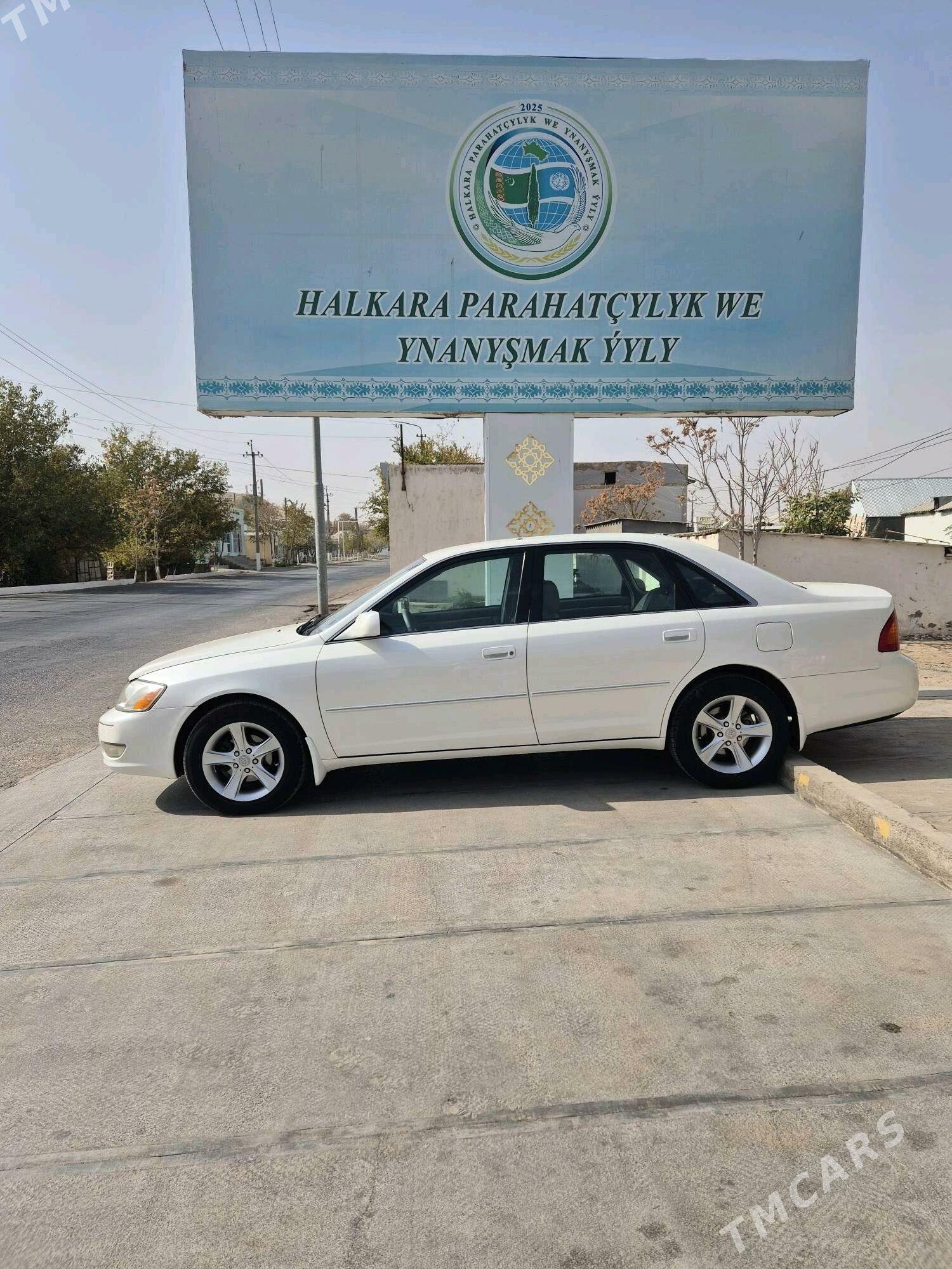 Toyota Avalon 2000 - 200 000 TMT - Serhetabat (Guşgy) - img 2