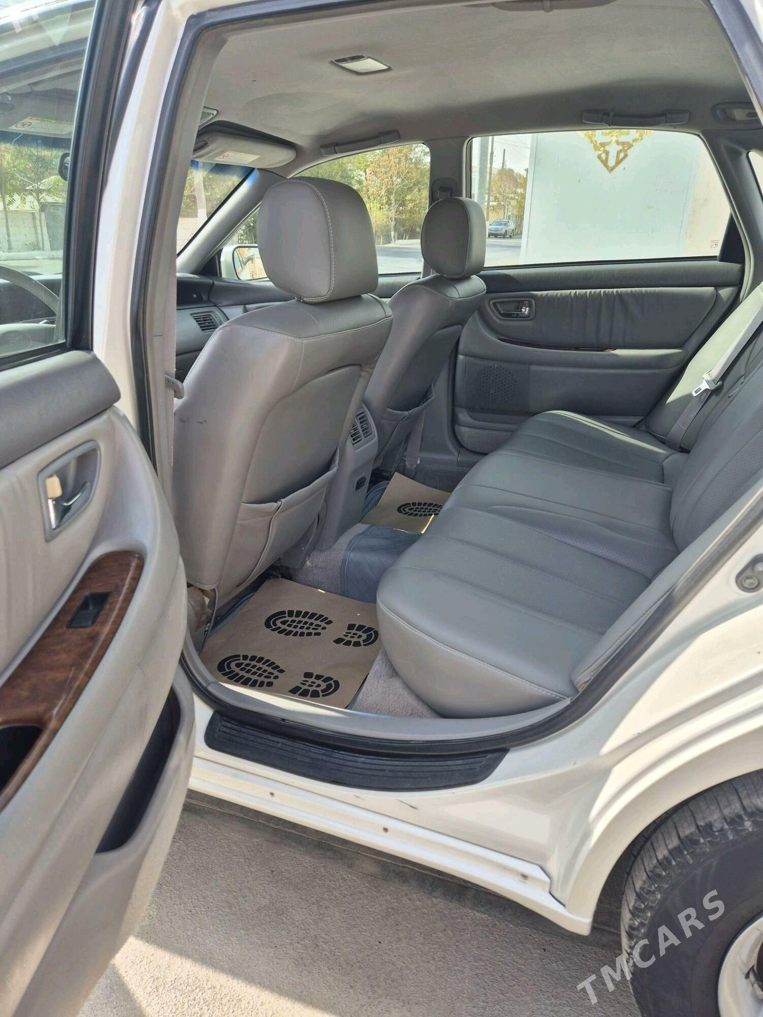 Toyota Avalon 2000 - 200 000 TMT - Serhetabat (Guşgy) - img 4