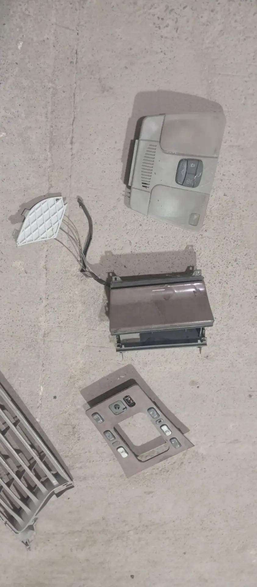 w 210 kyrlo stoyka zapcaslary bar 600 TMT - Бедев - img 8