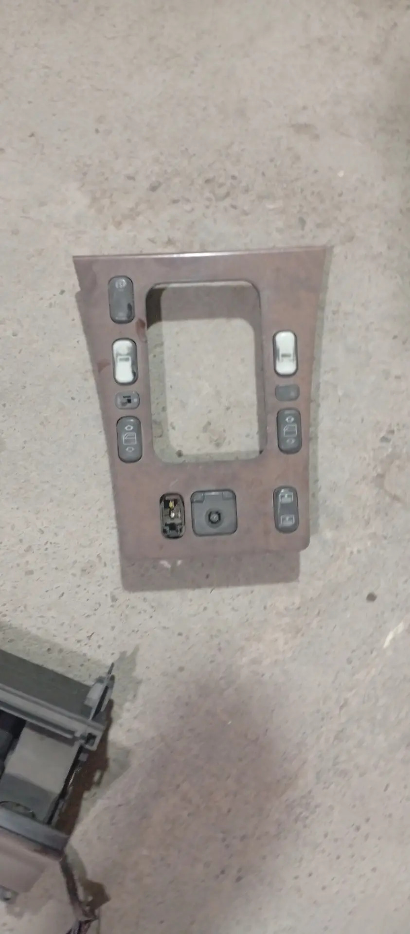 w 210 kyrlo stoyka zapcaslary bar 600 TMT - Бедев - img 6