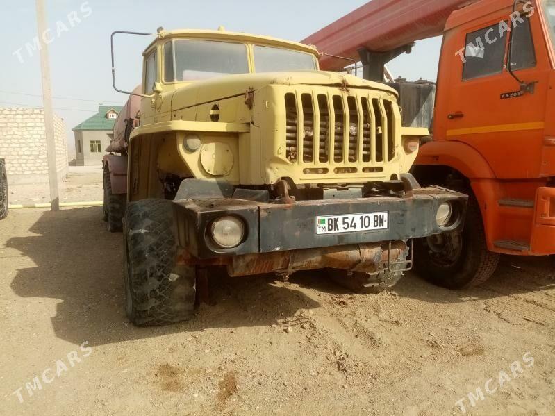 Ural 4320 2008 - 180 000 TMT - Gumdag - img 4