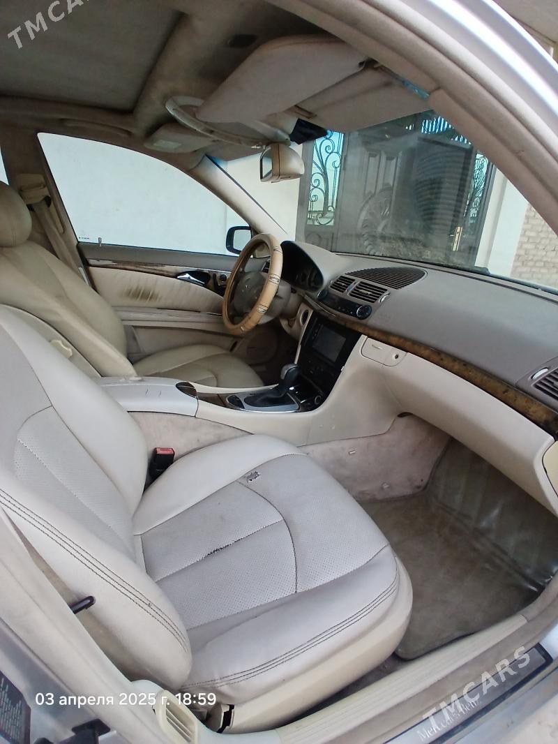 Mercedes-Benz E500 2003 - 110 000 TMT - Шабатский этрап - img 5