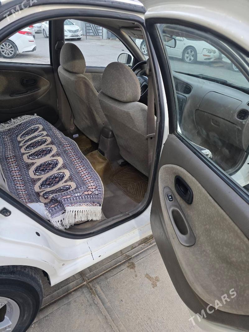 Hyundai Elantra 2001 - 48 000 TMT - Ашхабад - img 6