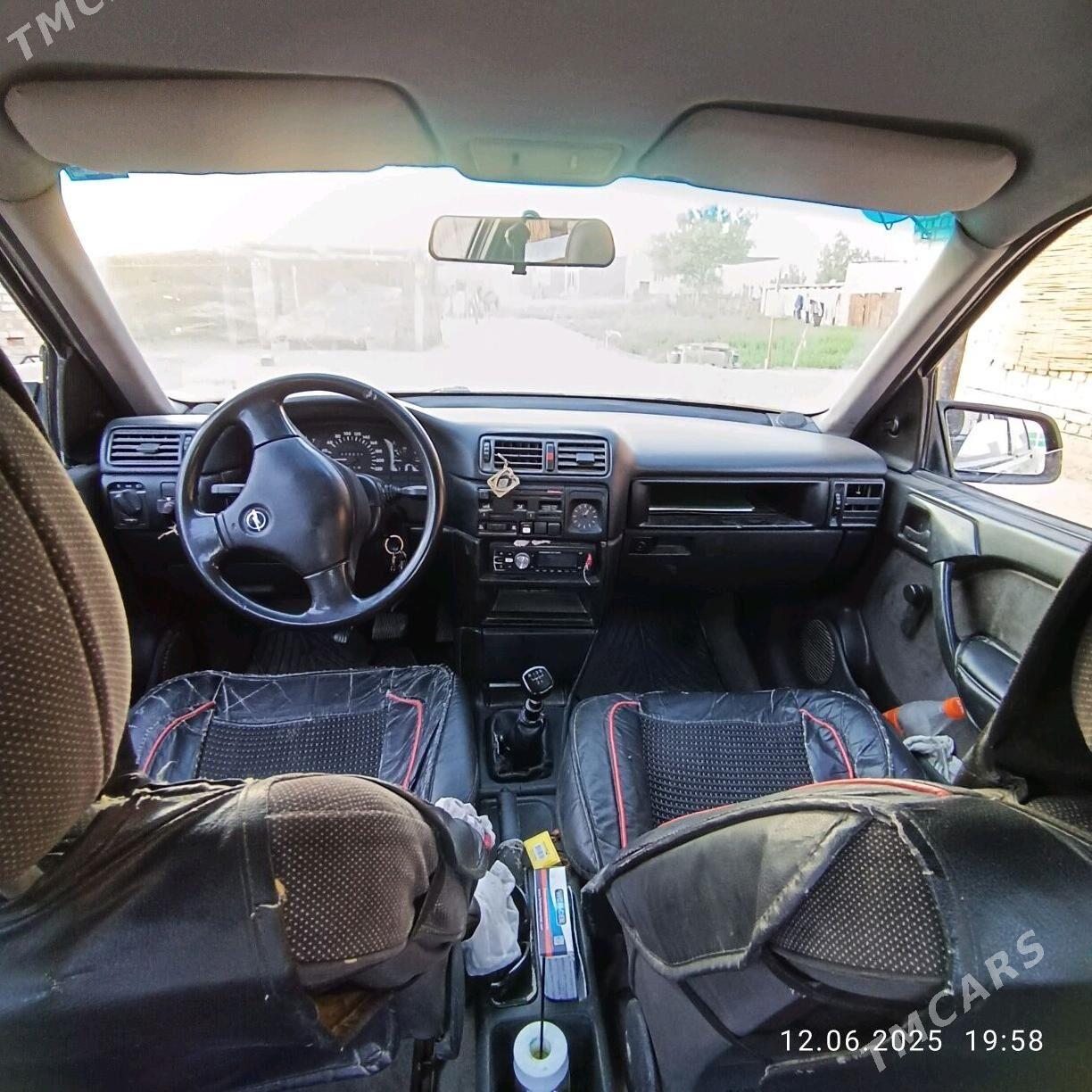 Opel Vectra 1991 - 30 000 TMT - Сакарчага - img 2